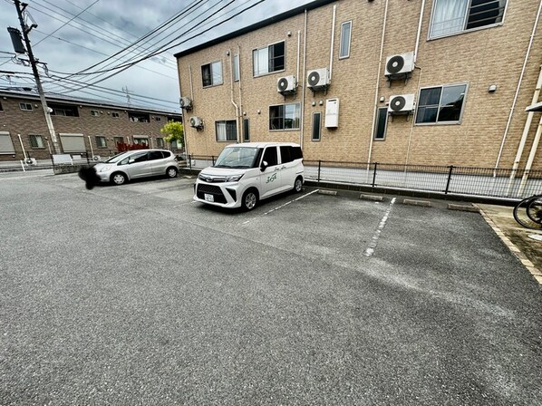 エスタシオン浅川の物件外観写真